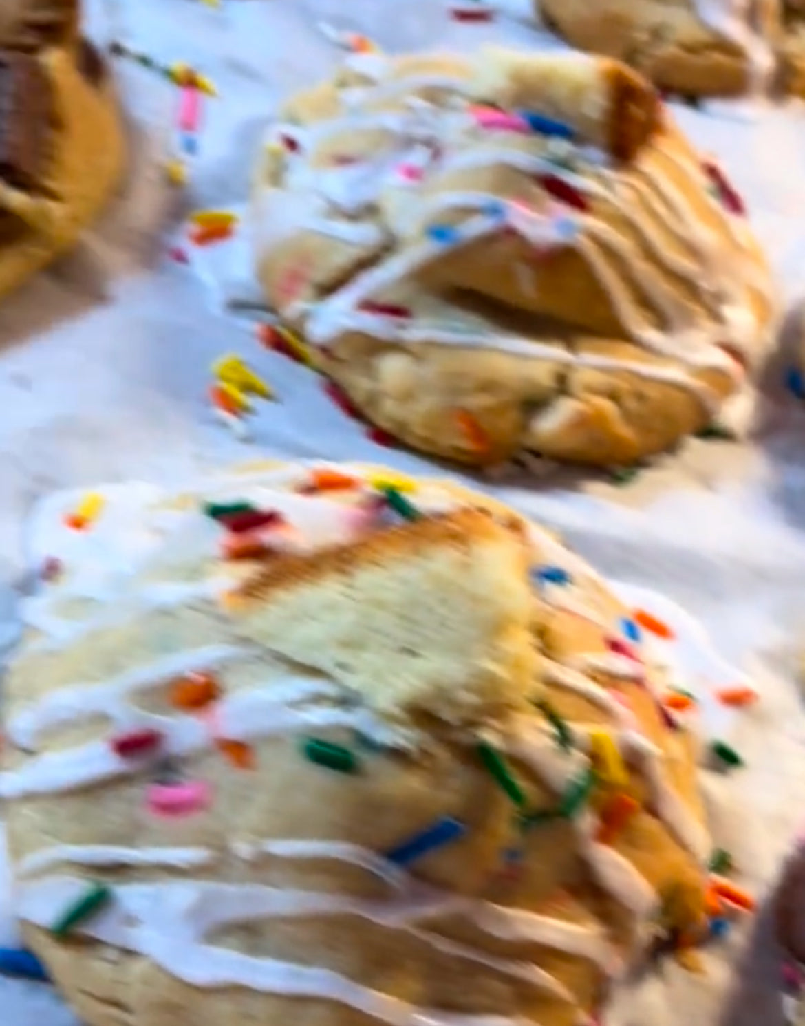 Fun Fetty Xl New York style cookies